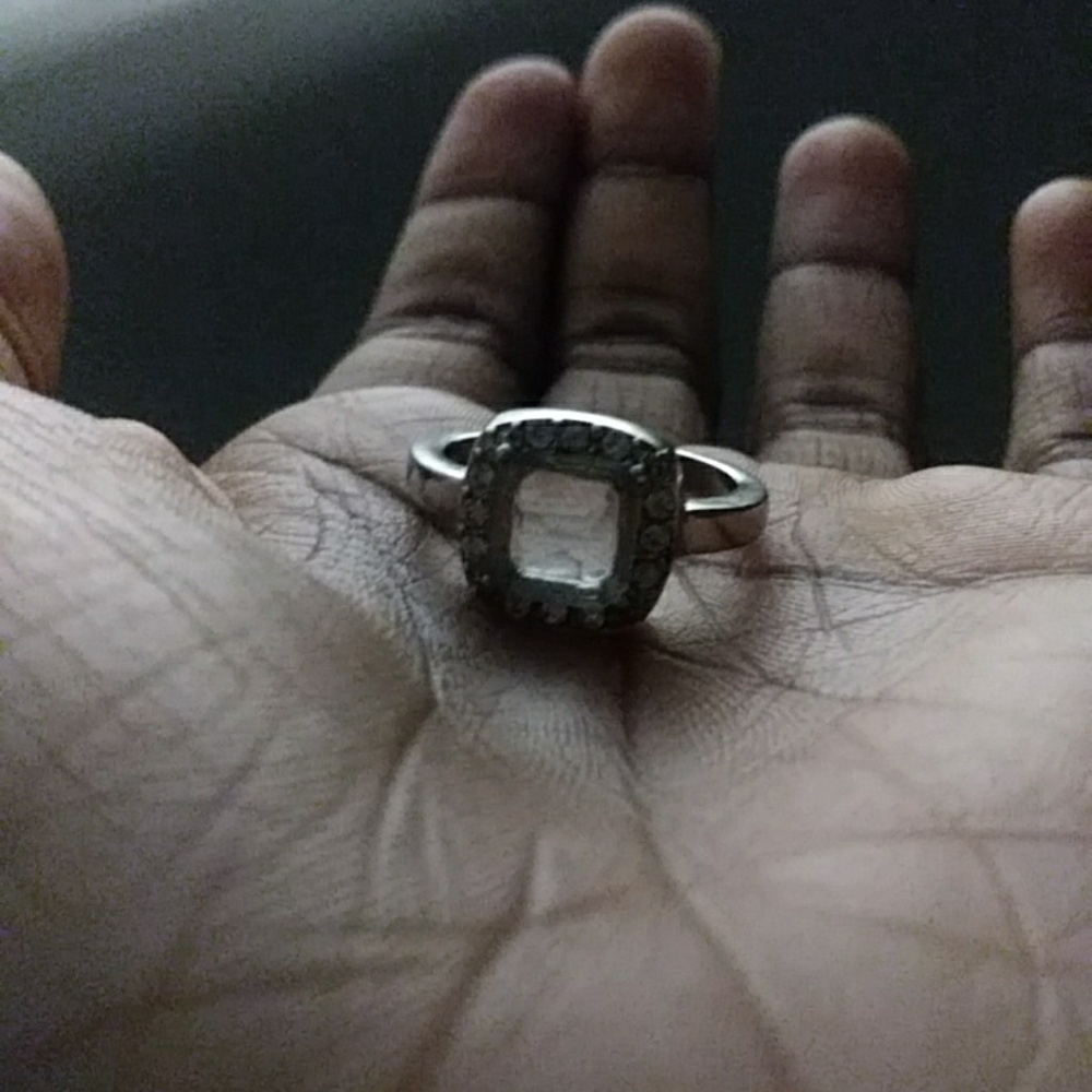 "Diamond ring" - Picture 2 of 2